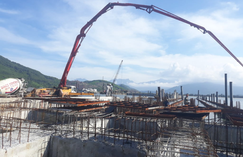 cap-ong-nhua-xoan-hdpe-ospen-cho-du-an-cang-chan-may